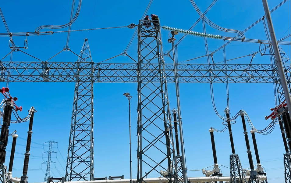 Modernización de estructuras y redes eléctricas